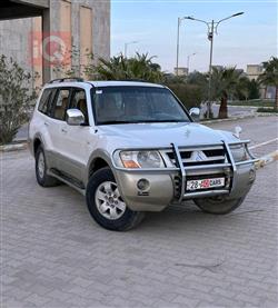 ميتسوبيشي باجيرو